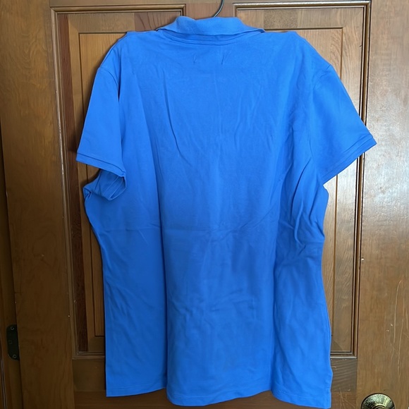 The Limited Woman’s Short Sleeve Shirt - Picture 3 of 4